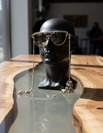 Elegant Pearls | Glasses Chain
