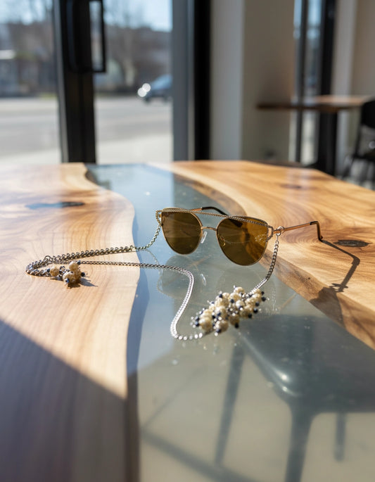 Elegant Pearls & Crystals Stainless Steel Eyewear Chain for Women